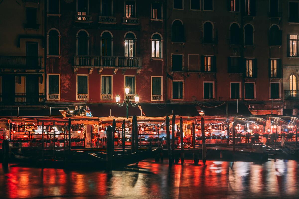 Венеция, каналы, улицы, архитектура