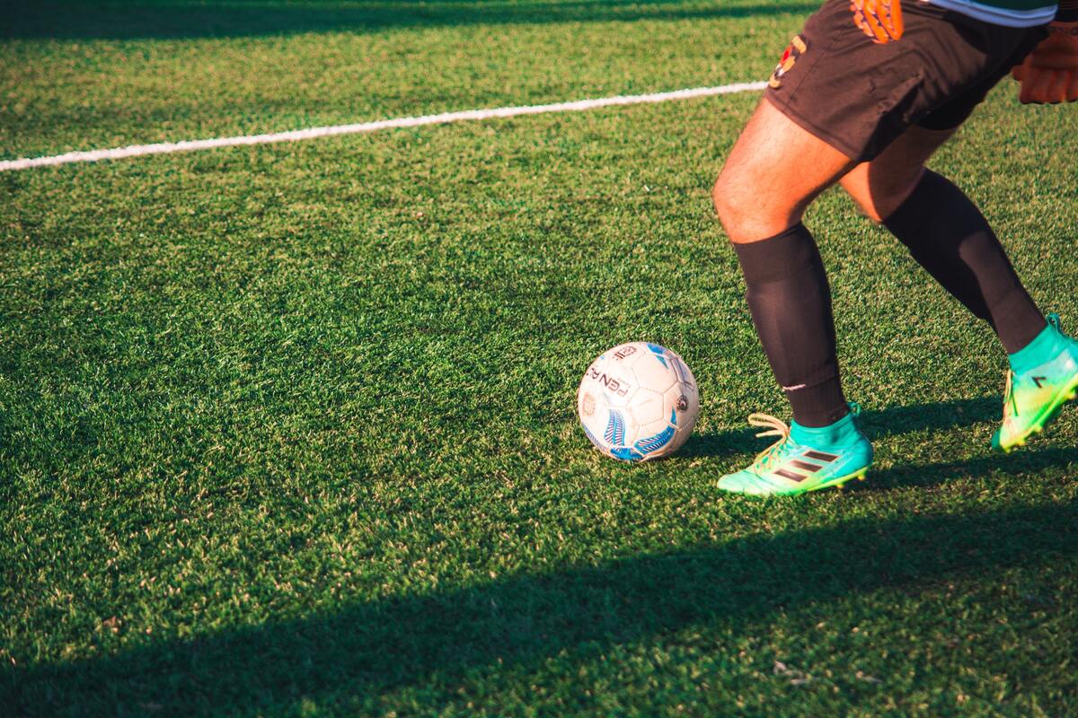 спорт, мяч, 3д, 3d, футбольный мяч, футболист, футбол