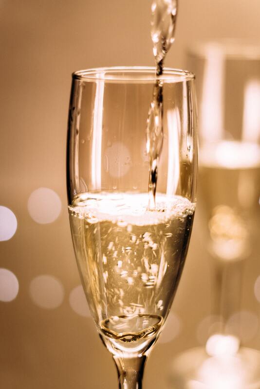 алкоголь, алкогольные напитки, фужеры, шампанское