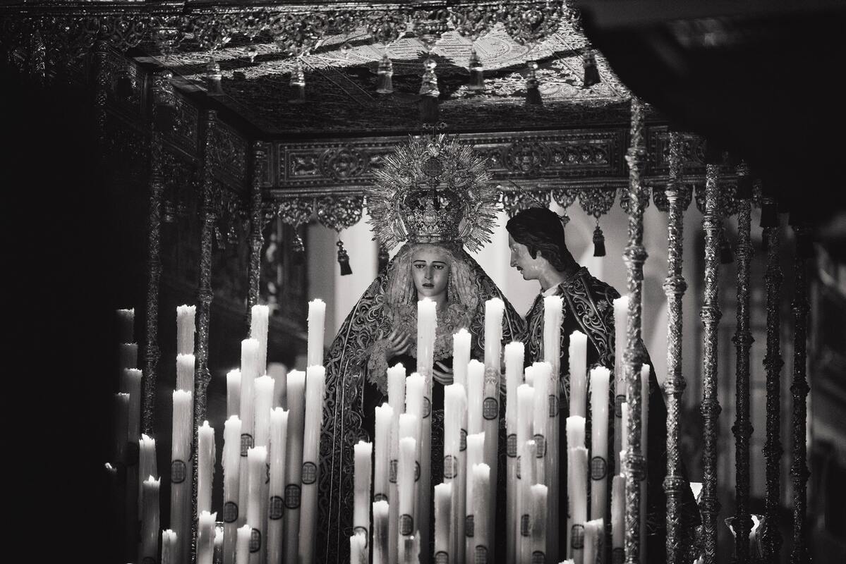 алтарь, храм, арка, архитектура, свечи, черно белые