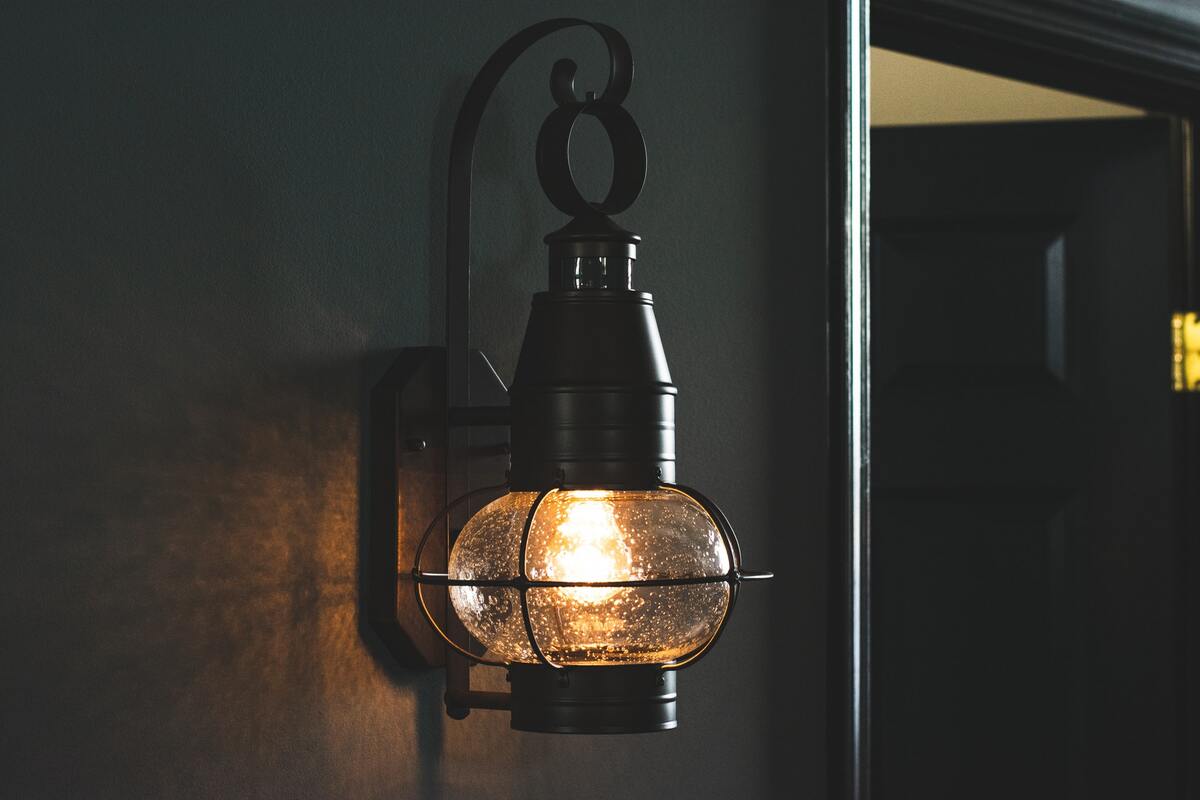 лампа, фонарь