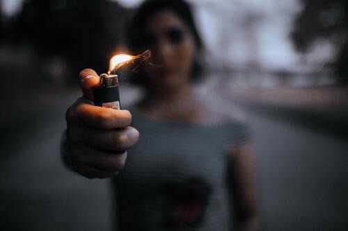 огонь, пламя, оранжевые, искра, зажигалка